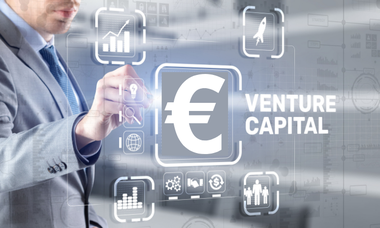venture capital mano che indica simbolo euro